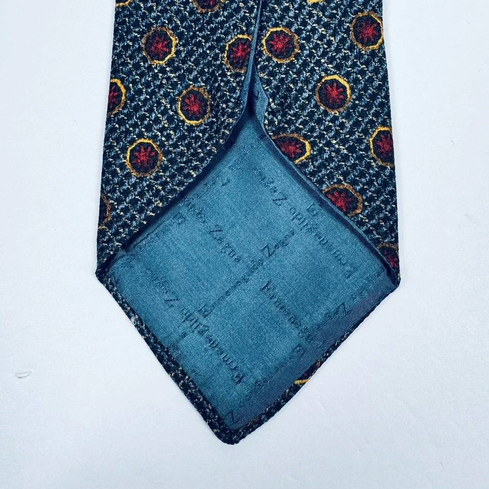 Ermenegildo Zegna Silk Tie Blue Red‎ Gold Medallion Made in Italy Designer